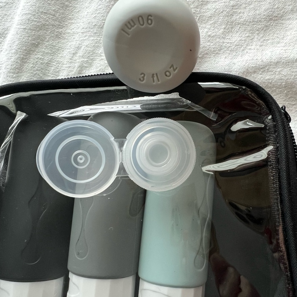 Refillable Travel Bottles - Picture 3 of 6